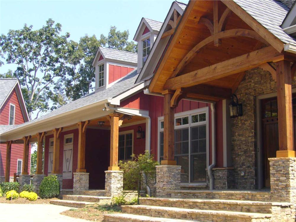 Craftsman Style Home in Red 163-1027